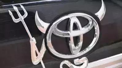 被玩壞的&ldquo;惡搞車標(biāo)&rdquo;，見一次笑一次