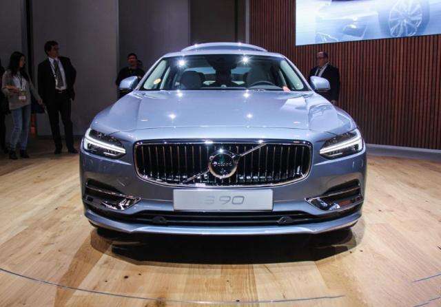 不是為了面子，這3款豪華品牌的車不要買，空有一個車標沒內在