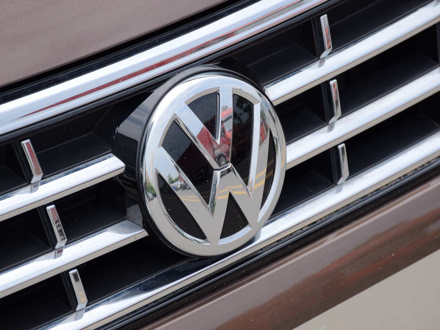 大眾/寶馬/日產扎堆換車標，到底圖個啥？