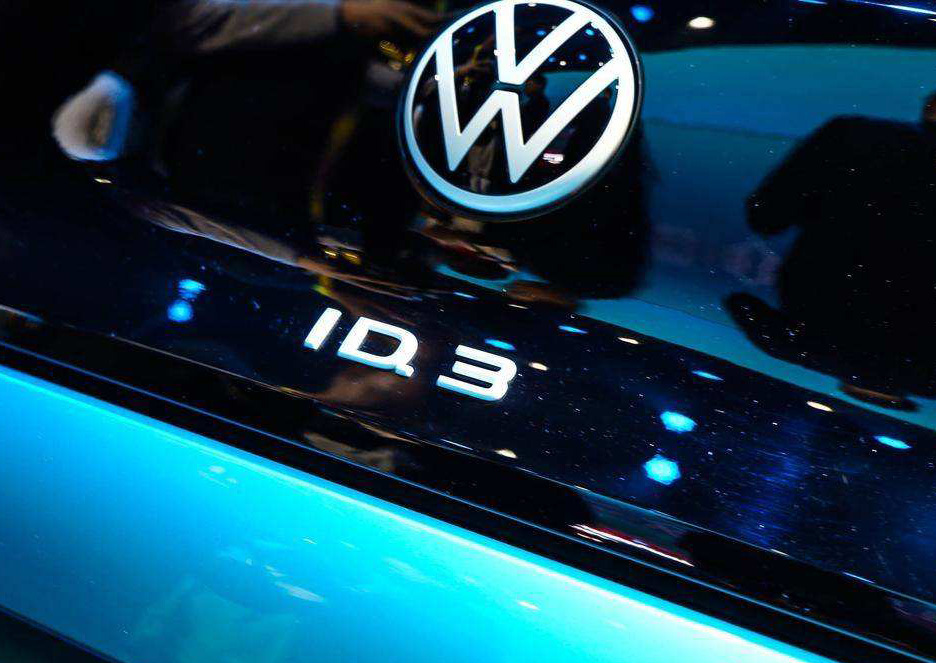 大眾/寶馬/日產扎堆換車標，到底圖個啥？