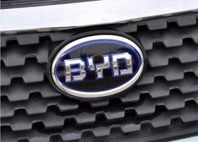 比亞迪終于換車標(biāo)，檔次提升明顯，誰還敢說丑