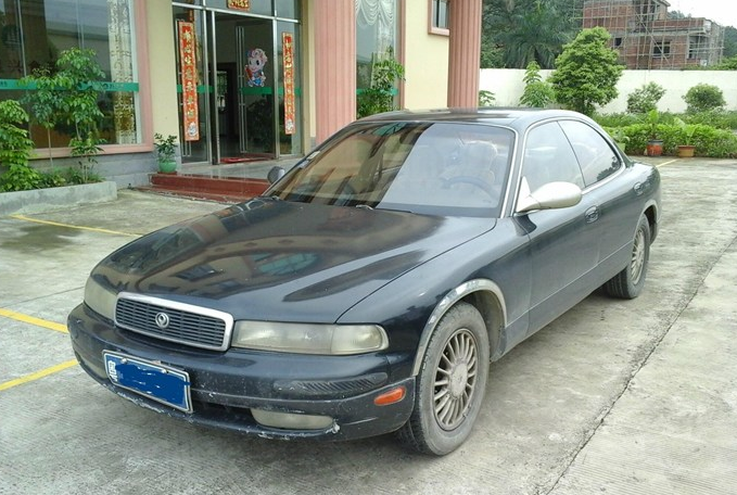 馬自達的高級車，當年與大奔齊名，看到車標很多人都不認識！