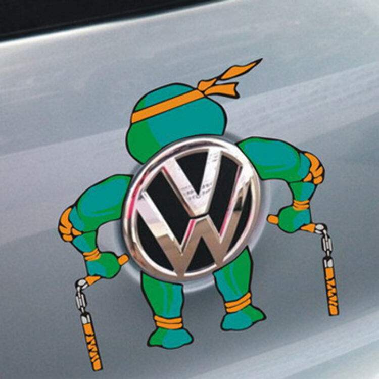 大眾車主嫌車標不好看，爆改之后成品搞笑，官方看了都沒脾氣