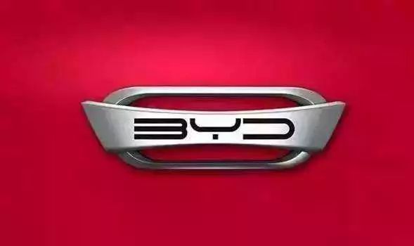 眾泰要換新車標了，簡直亮瞎我的雙眼！還能再土點不？