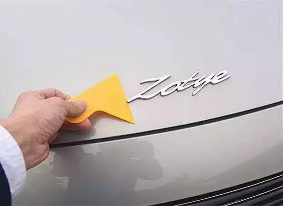 以假亂真？買眾泰送保時捷車標，教你十萬秒變百萬