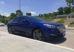 15萬(wàn)的高端國(guó)產(chǎn)B級(jí)車，配11個(gè)