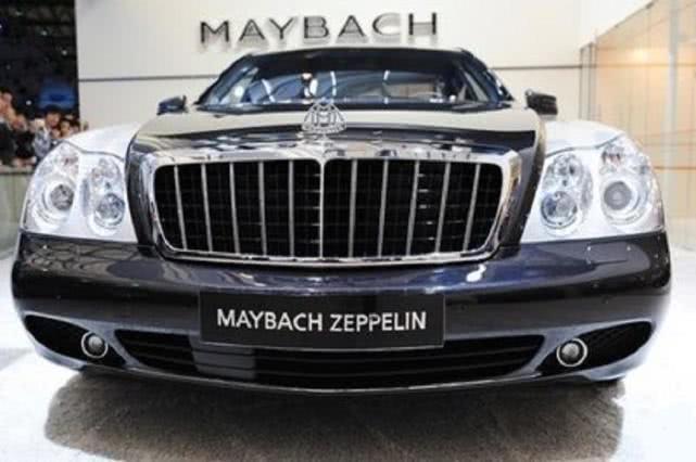 全球僅百輛的邁巴赫齊柏林，一個(gè)車(chē)標(biāo)買(mǎi)一輛車(chē)，較大亮點(diǎn)卻被吐槽