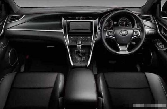 豐田全新漢蘭達(dá)來(lái)了！換上新車(chē)標(biāo)僅14萬(wàn)起，網(wǎng)友：太霸氣了