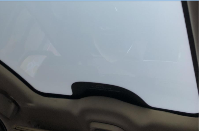 小姐姐為何放棄了寶馬，決定等這輛車標酷似蜘蛛的電動SUV