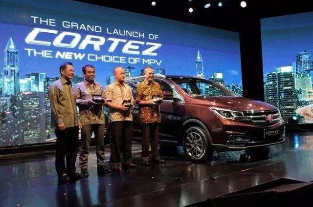 寶駿終于換標了，730掛五菱車標正式上市！