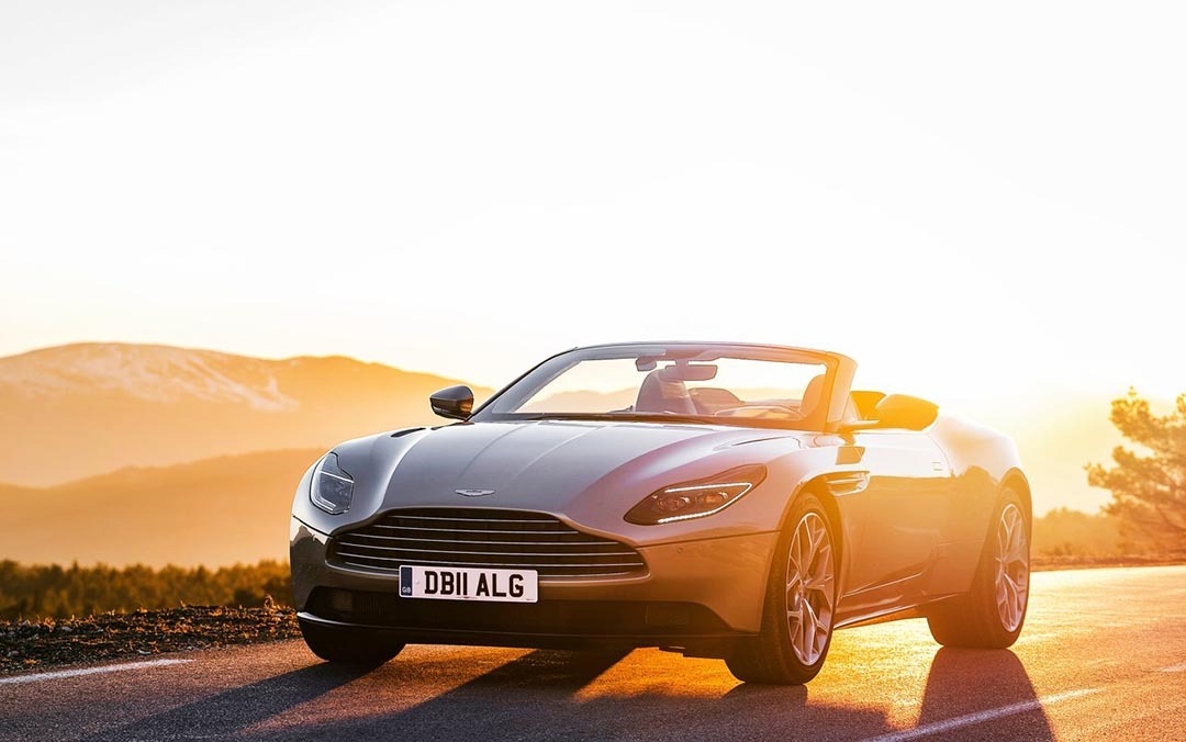 不怕大眾帶字母，就怕車標(biāo)帶翅膀！看到它們還是躲遠點