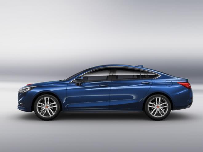 紅旗終于覺醒，全新車標＋勞斯萊斯設計師，不足15萬，不火都難