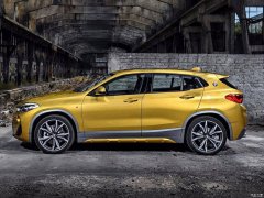 把國人當傻子忽悠！寶馬X2除