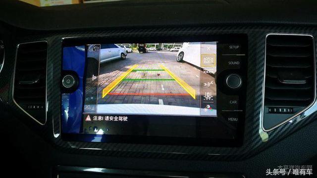 高爾夫升級原廠車標(biāo)翻蓋倒車攝像頭