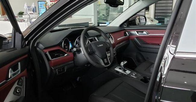 19款哈弗H6 Coupe到店，國六動力+電子檔桿，新車標夠勁！