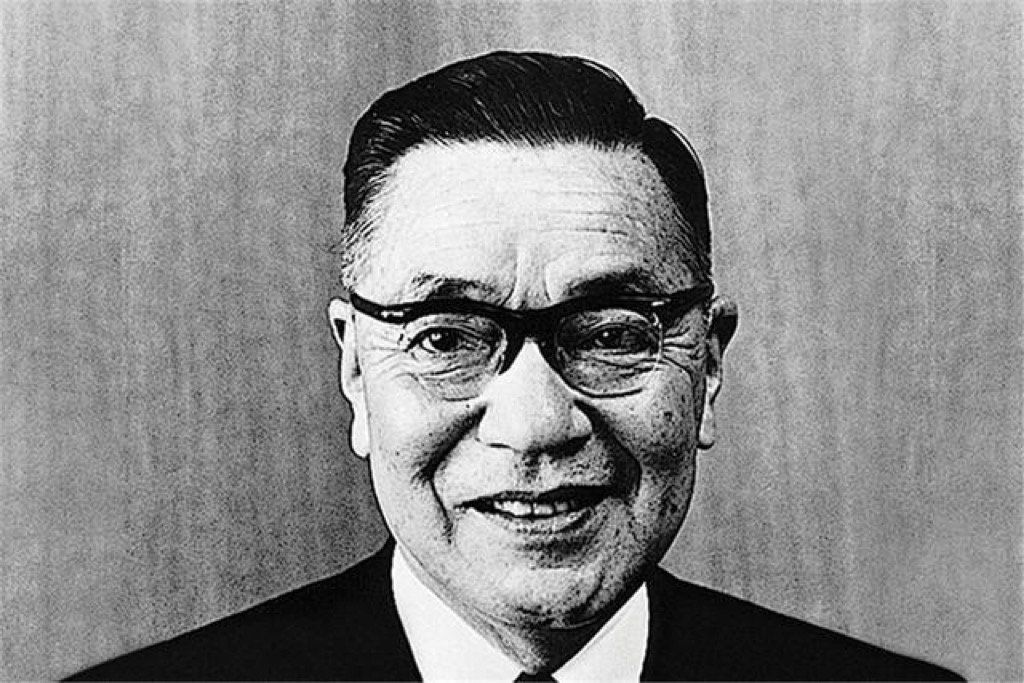 馬自達：經(jīng)歷核爆而不死的創(chuàng)始人，給了它火焰般的內(nèi)涵 | 車標史