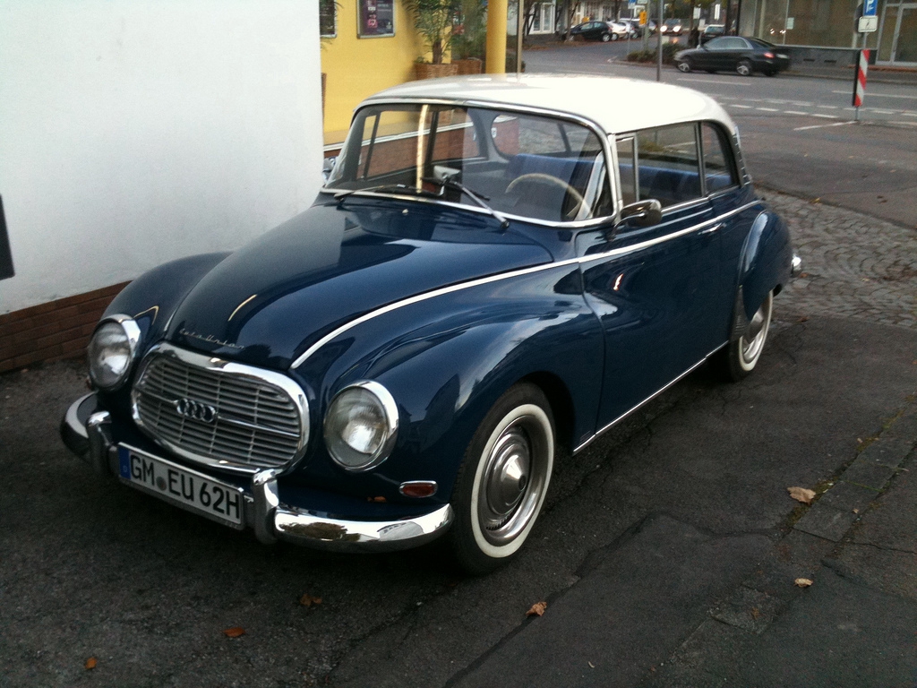 奧迪：差點變成五環不說，它還被國際奧委會起訴過 | 車標史