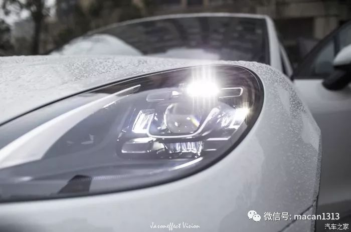 小哥花了一輛macan的錢來改裝新提的車，尤其那個輪轂。。。。。