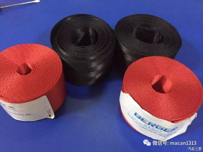 小哥花了一輛macan的錢來改裝新提的車，尤其那個輪轂。。。。。