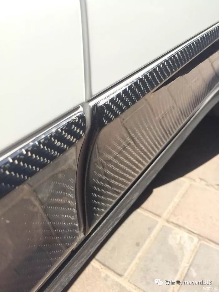 小哥花了一輛macan的錢來改裝新提的車，尤其那個輪轂。。。。。