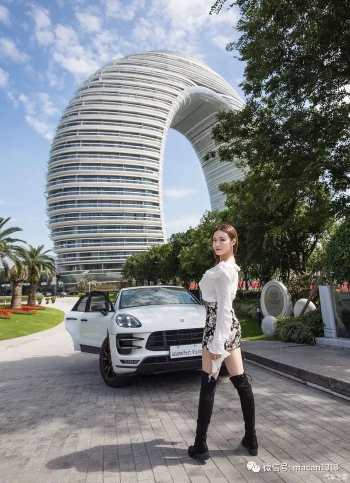 小哥花了一輛macan的錢來改裝新提的車，尤其那個輪轂。。。。。