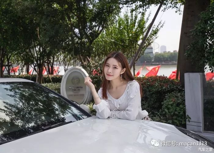 小哥花了一輛macan的錢來改裝新提的車，尤其那個輪轂。。。。。