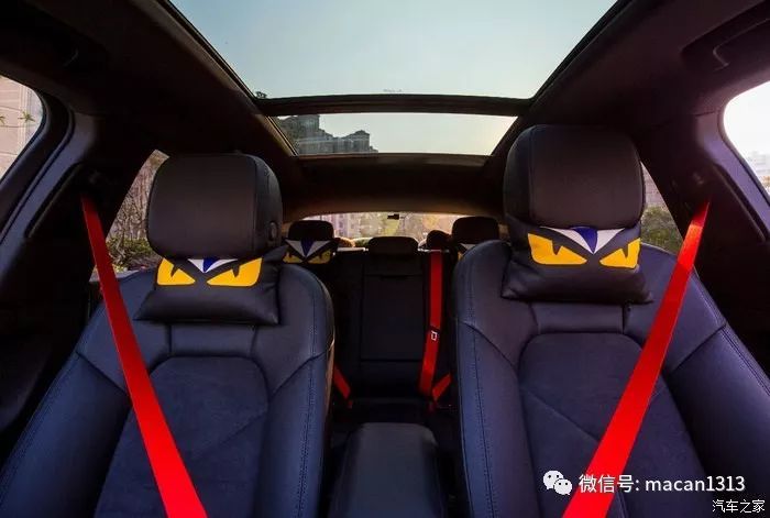 小哥花了一輛macan的錢來改裝新提的車，尤其那個輪轂。。。。。