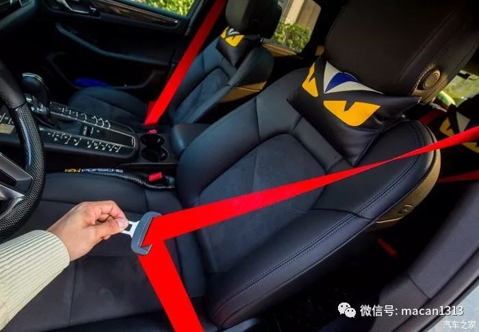 小哥花了一輛macan的錢來改裝新提的車，尤其那個輪轂。。。。。