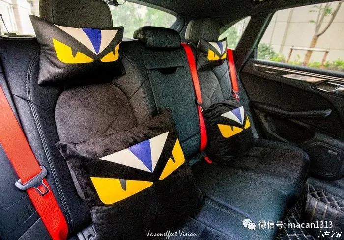 小哥花了一輛macan的錢來改裝新提的車，尤其那個輪轂。。。。。