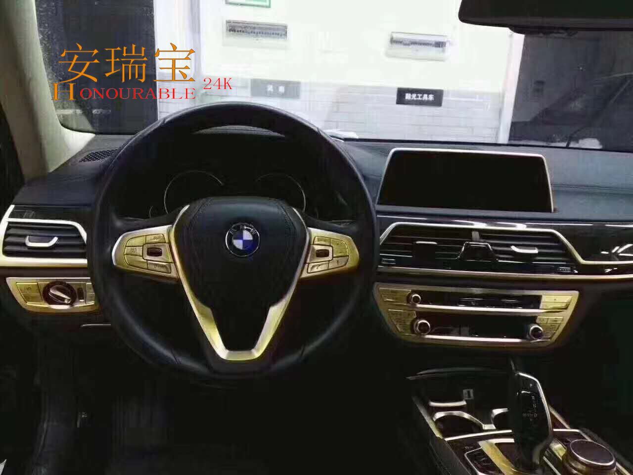 汽車溶金技技術(shù)，車標(biāo)內(nèi)飾褪色了怎么辦？
