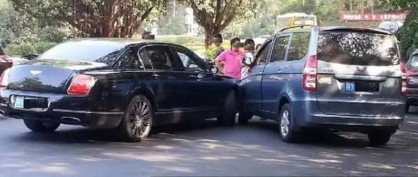 因為手癢一不小心搜索了某寶的車標銷售，結果發現&hellip;&hellip;