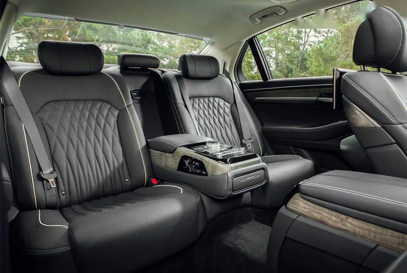 車標帶翅膀就是豪車嗎？韓國歐巴當BBA是擺設嗎？