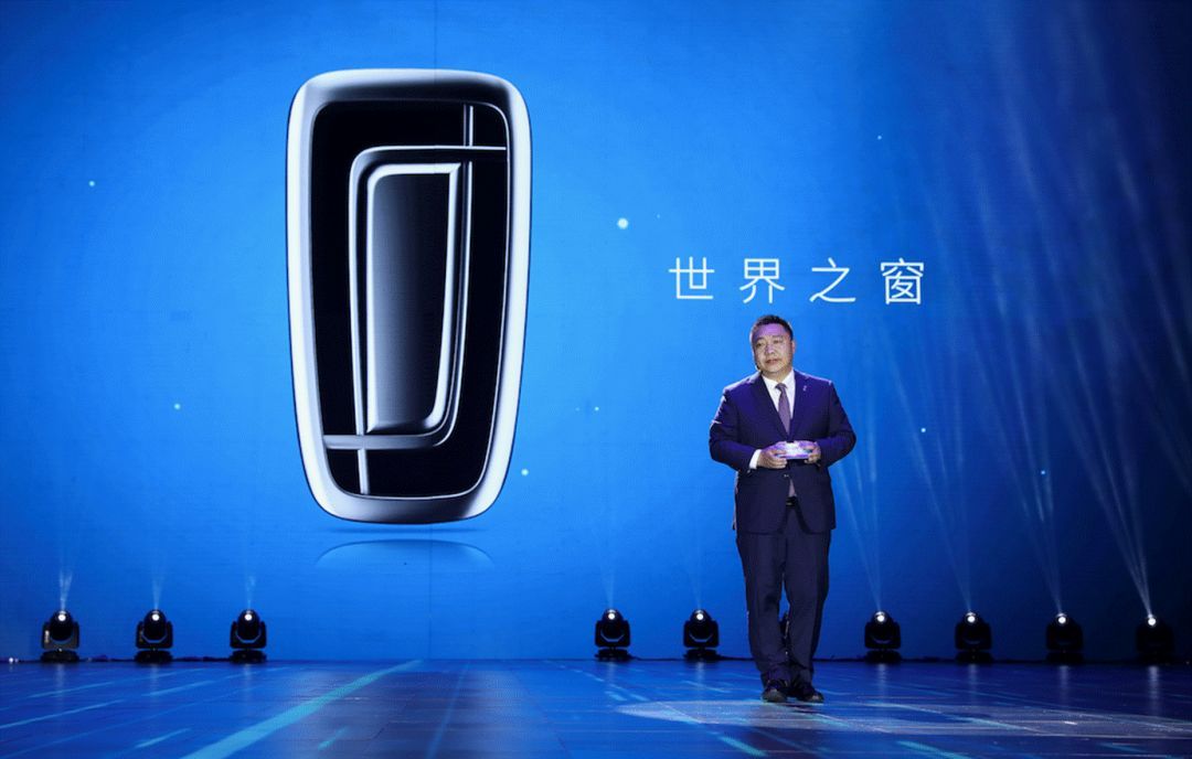 一汽奔騰換的，不僅僅是全新車標...