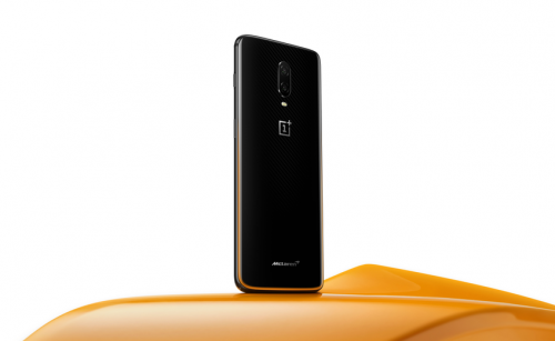 奔馳超跑卻有邁凱倫的車標，全球發行150輛，國內僅有2部