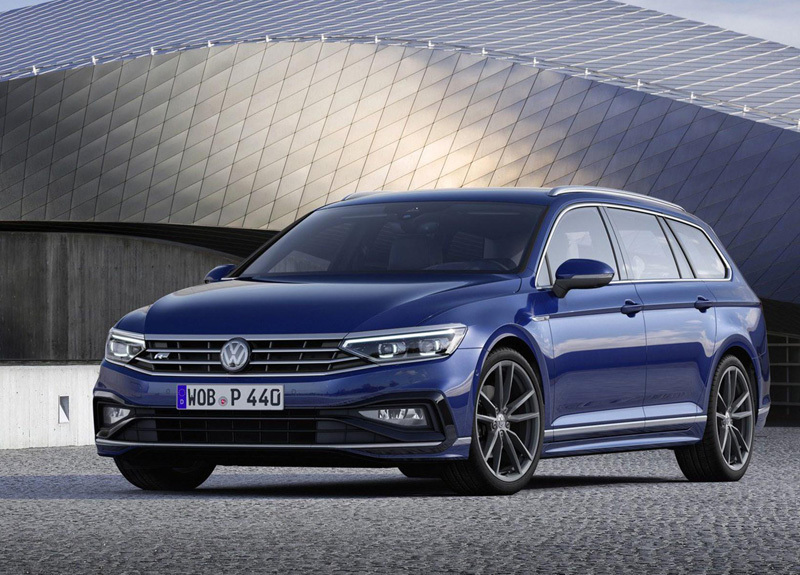 新一代邁騰來了，車標下面帶字母！立馬提升了一個檔次