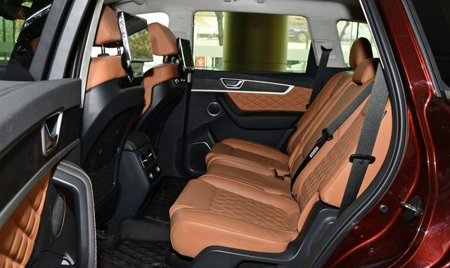 國產&ldquo;真旗艦&rdquo;，35萬V6四驅大五座，車標豪橫超奔馳，不香？