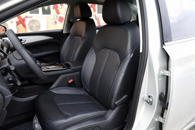 除了換裝R車標還有啥亮點？榮威R ER6值不值得期待