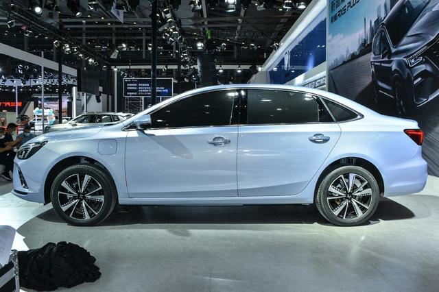 除了換裝R車標還有啥亮點？榮威R ER6值不值得期待