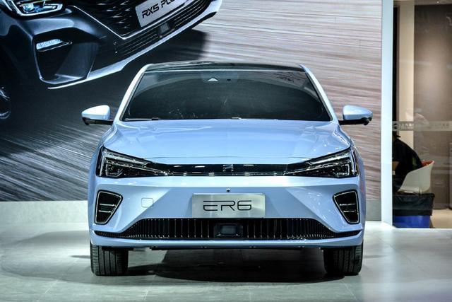 除了換裝R車標還有啥亮點？榮威R ER6值不值得期待