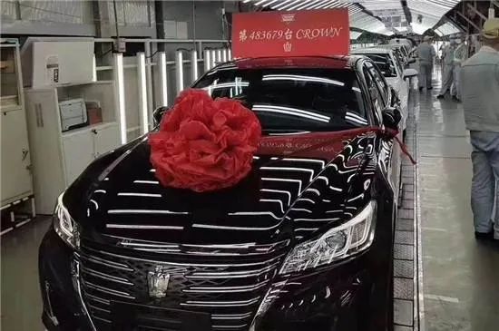 &ldquo;皇冠?&rdquo;停產，我爹說他的青春結束了