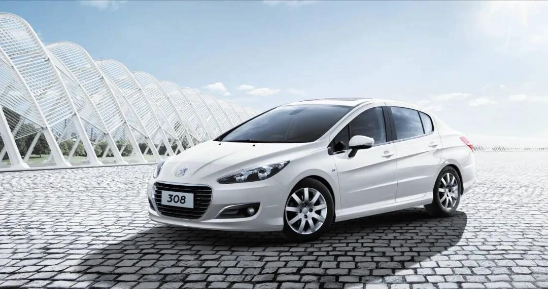 標致e2008：像個沒寫地址的信封