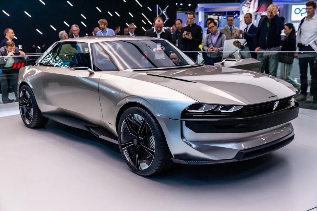 標致e2008：像個沒寫地址的信封