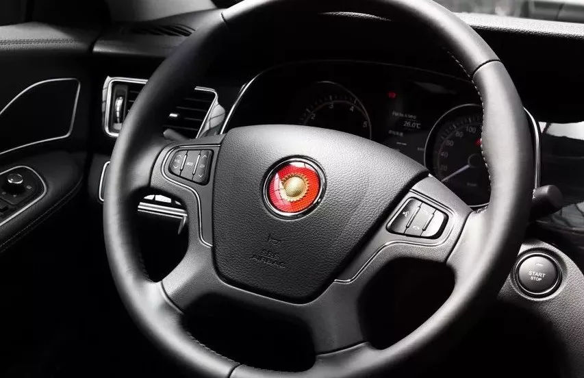 中國(guó)紅旗被刷屏了...不僅換上全新Logo，概念車同樣驚艷