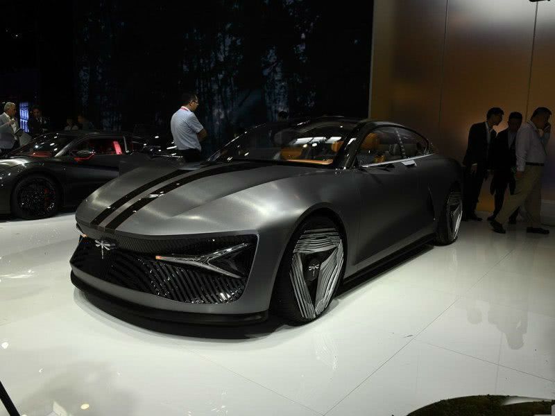 顏值比保時捷漂亮，附帶蜻蜓Logo，這輛轎跑國產必火！