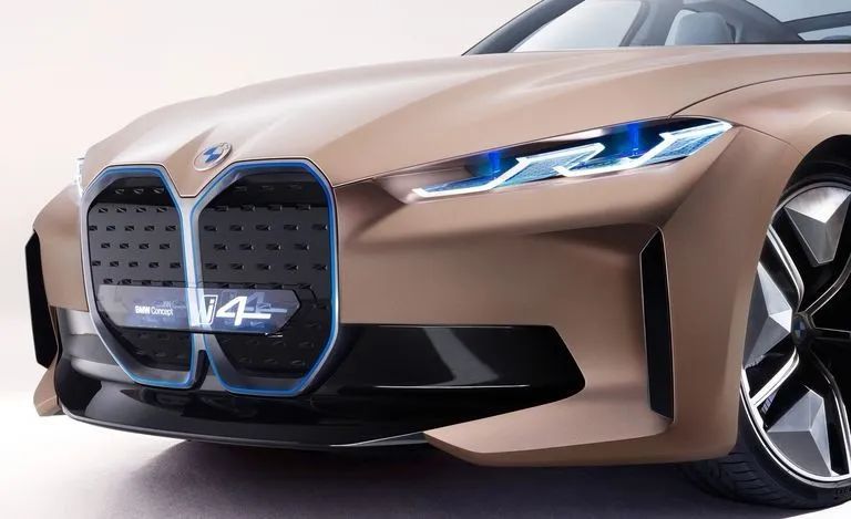 寶馬換新LOGO了！