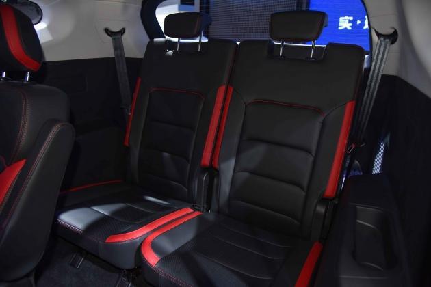 全新LOGO全新起點 江淮嘉悅X8正式發布