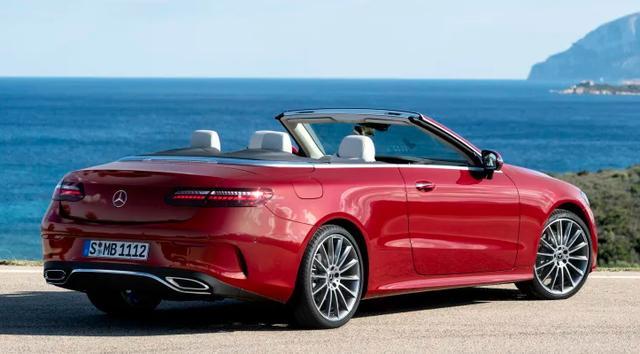 2021款奔馳E級敞篷車亮相，四種車漆配色有點靚