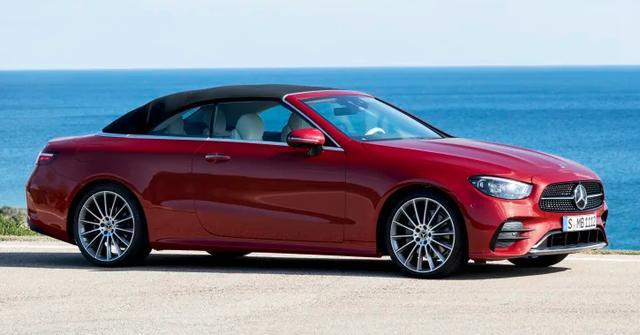 2021款奔馳E級敞篷車亮相，四種車漆配色有點靚