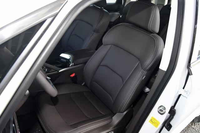 除了黑色車標還變了啥？新款吉利嘉際值不值得買