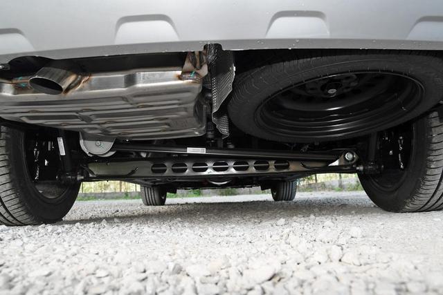 除了黑色車標還變了啥？新款吉利嘉際值不值得買